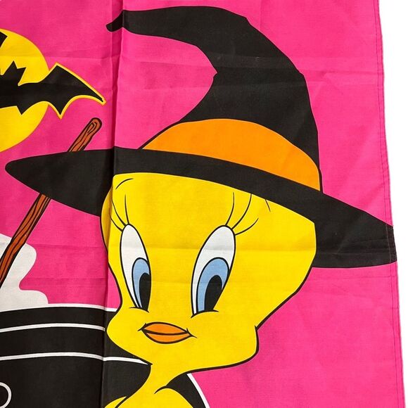 Vintage Tweety Bird Halloween House Flag Twick or Tweet 1997 Looney Tunes - Picture 6 of 12